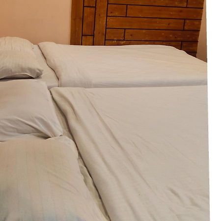 Hotel J J Residency Puducherry Exterior foto