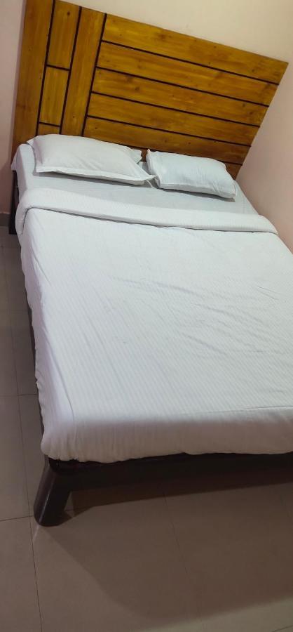 Hotel J J Residency Puducherry Exterior foto