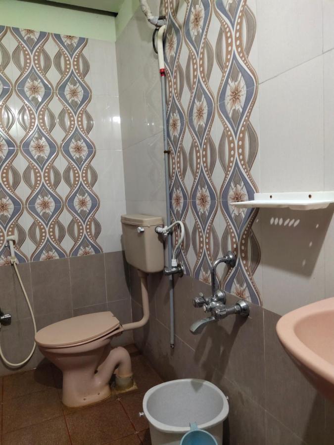 Hotel J J Residency Puducherry Exterior foto